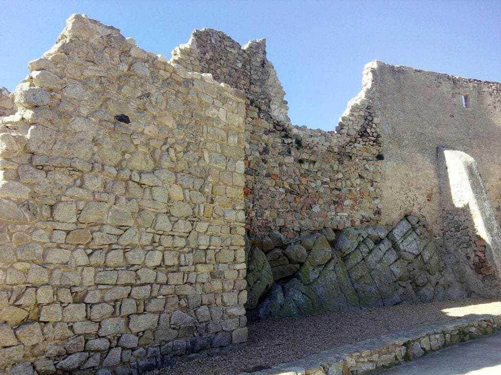 E.T.O.P. Tarrés, S.L. castillo de Sant Esteve 13